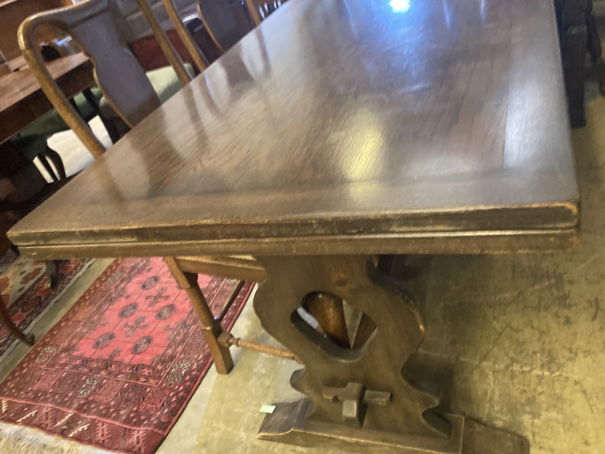An 18th century style oak draw leaf dining table, width 150cm, depth 75cm, height 77cm